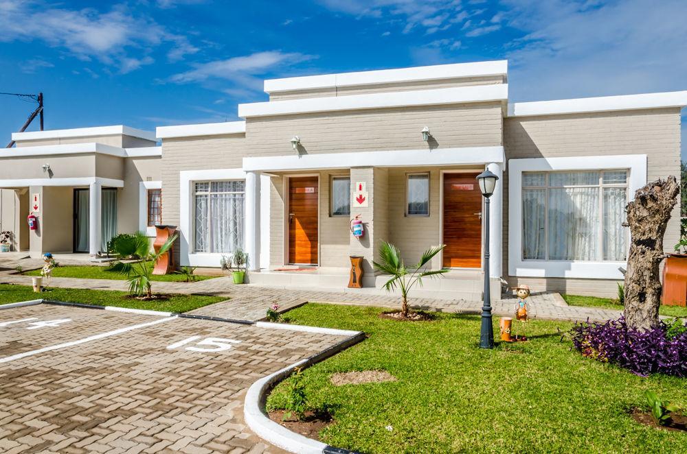 Hill View Inn Serowe Экстерьер фото