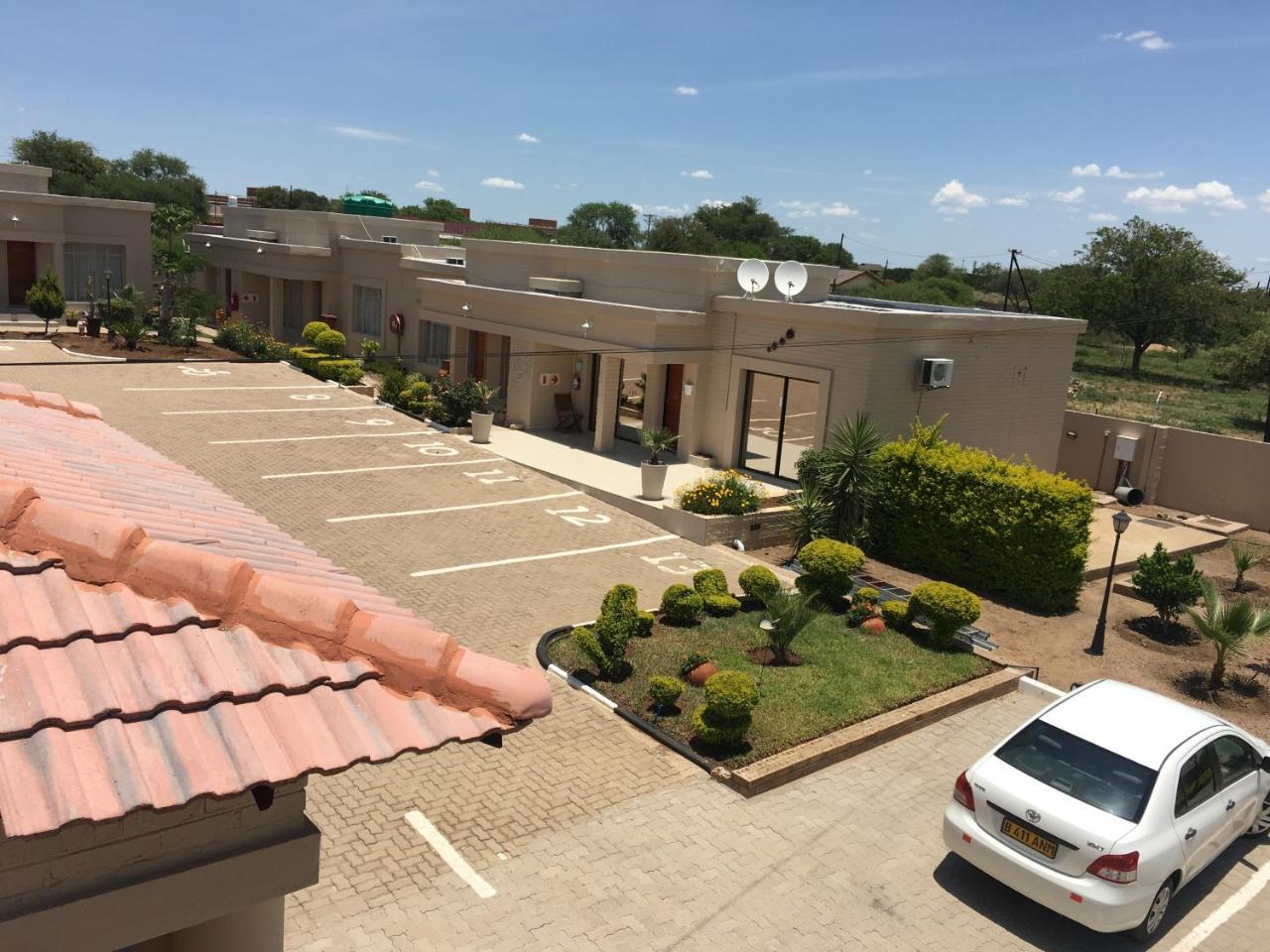 Hill View Inn Serowe Экстерьер фото